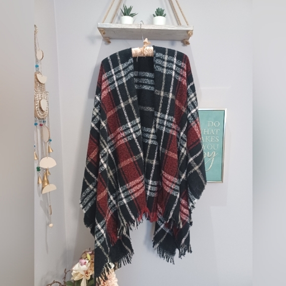 Knit open shawl poncho sweater - Picture 6 of 7